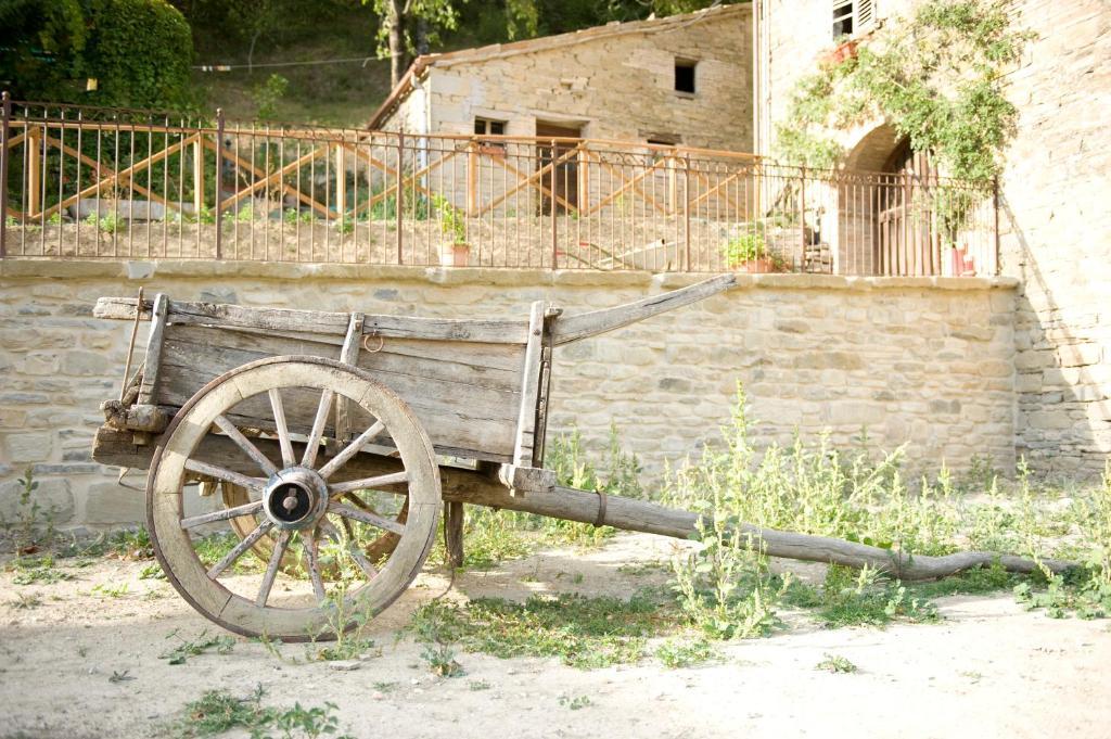 Maison d'hôtes Agriturismo Ca' Montioni à Mercatello sul Metauro Extérieur photo