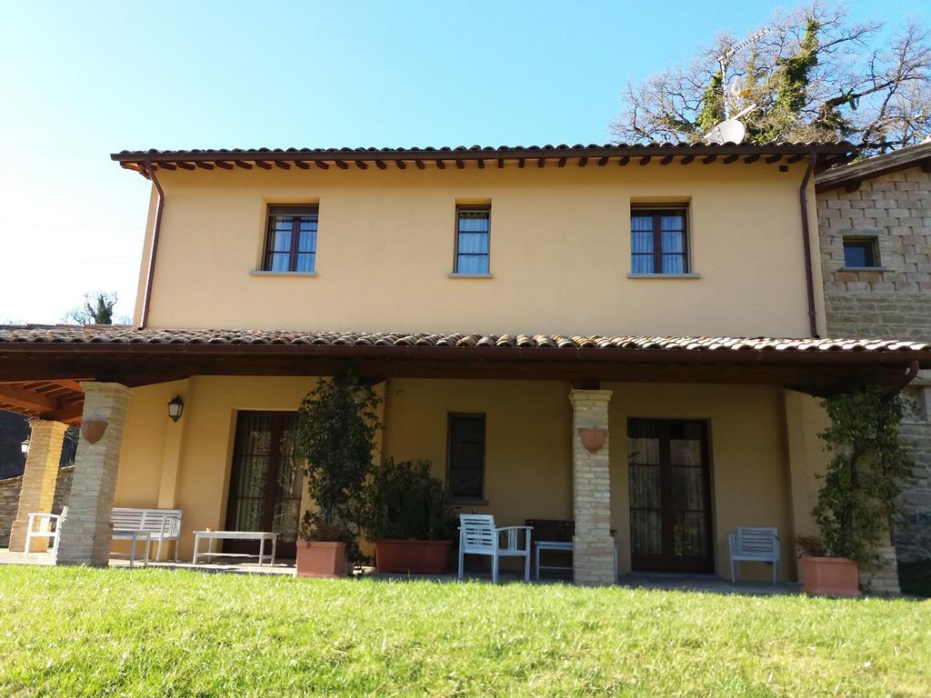 Maison d'hôtes Agriturismo Ca' Montioni à Mercatello sul Metauro Extérieur photo